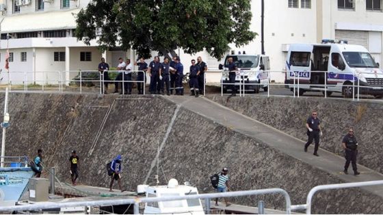 Déportés de l’île de la Réunion : huit Sri-Lankais bloqués à Plaisance puis refoulés via Paris