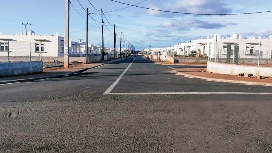 Camélia, le petit village dans la prairie