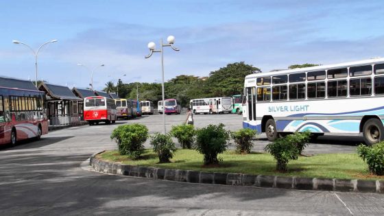 Les transports illégaux : les opérateurs d’autobus expriment leurs inquiétudes