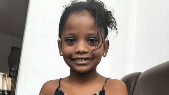 Fille de 8 ans amputée des deux Jambes : la petite Kiara ira bientôt à l’école