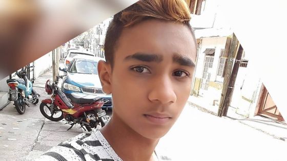 Accident fatal à Vallée-Pitot : un jeune motocycliste ne survit pas à une collision