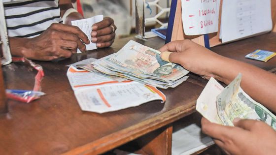 Pension universelle à 65 ans - Zéro dialogue, colère maximale : la réforme qui fracture le pays
