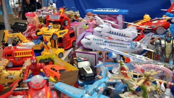 Vente de jouets, pétards et autres : la Consumer Affairs Unit multiplie les opérations ‘crack-down’