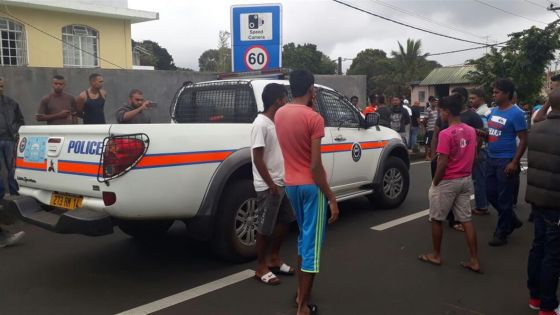 Accident à l’avenue Sivananda : une jeune femme percutée par une voiture