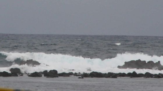 Le lagon de Souillac : un appareil mesurant la puissance des vagues installé