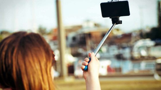 Selfie : pourquoi nous photographions notre vie ?