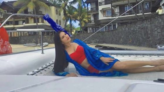 En tournage à Maurice : Sunny Leone dévoile son corps de rêve en bikini
