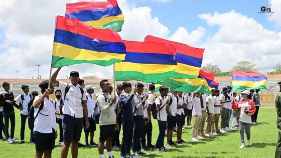 Maurice vise le record Guinness du plus grand drapeau national flottant humain au monde