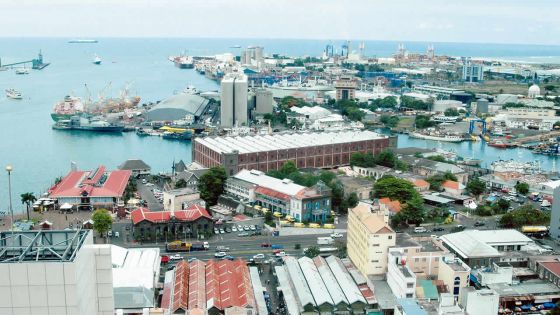 La lourdeur bureaucratique décriée : 57 formulaires nécessaires pour jeter l’ancre à Port-Louis
