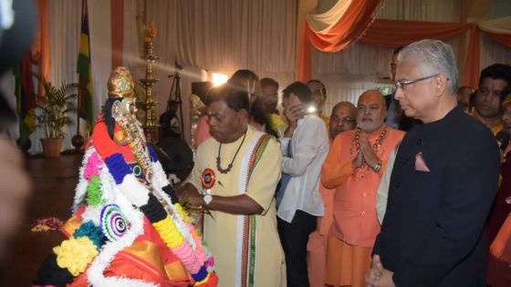 Diwali à la Hindu House - Pravind Jugnauth : «Nous allons prospérer avec votre bénédiction»