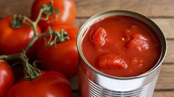Une semaine, un produit : les tomates en conserve mettent en boîte les pommes d’amour locales 