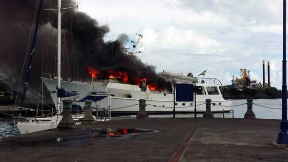 Un bateau prend feu au Caudan : un soudeur succombe à ses brûlures