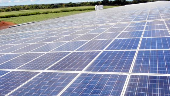 Panneaux photovoltaïques : quand les écoles remboursent les prêts du diocèse de Port-Louis