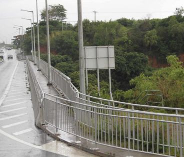 Suicide au pont Colville-Deverell