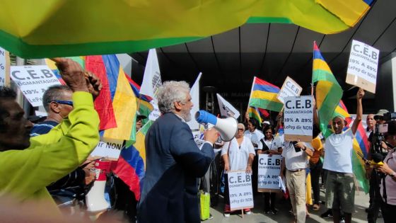 Port-Louis : manif de LPM contre la hausse des tarifs de l’électricité 