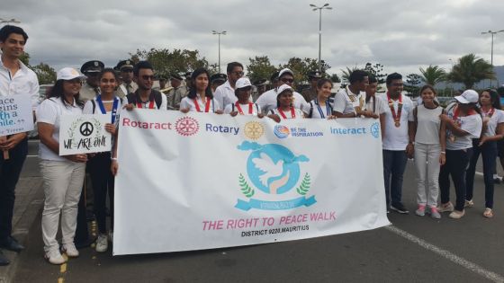 La famille rotarienne se joint à la marche de la paix
