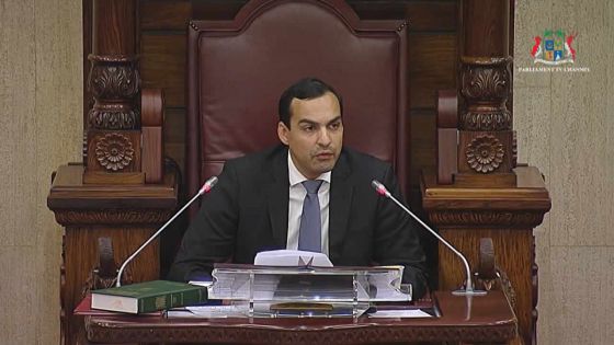 Prise de fonction comme Speaker : Adrien Duval annule des décisions de Sooroojdev Phokeer