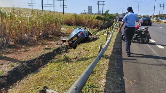 Forbach : une voiture termine sa course dans un caniveau