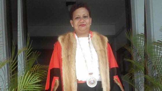 Municipalité de Curepipe : Sybille Lolochou succède à Nathalie Gopee