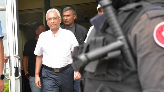 Les enquêteurs passent au crible le laptop de Pravind Jugnauth