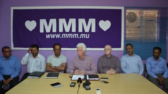Passation de pouvoirs : le MMM et le MP se retirent de la manif