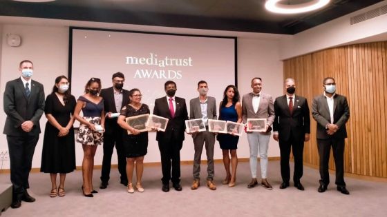 Media Trust Awards : Rajenee Panchoo et Raj Bissessur du Défi Media Group raflent le Prix Nicolas Lambert 2021