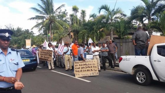 Hôtel Veranda Pointe-aux-Biches : les chauffeurs de taxi manifestent