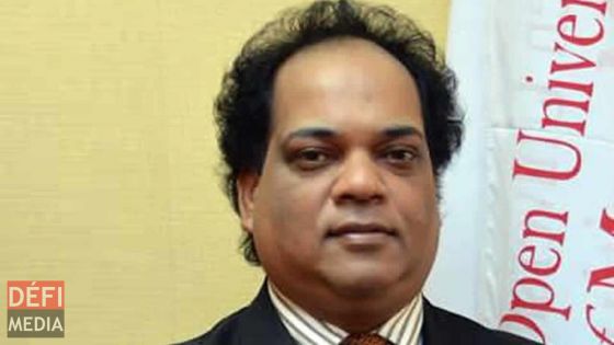 Alliance du changement : le Dr Kaviraj Sukon démissionne de l’Open University of Mauritius pour se porter candidat au no.7 