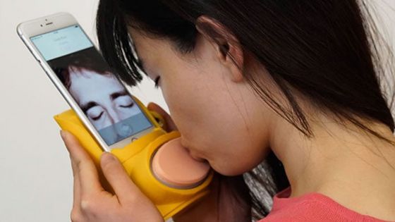  Enfin, voilà comment s’embrasser à distance avec son smartphone