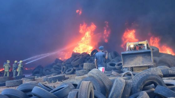 Incendie dans un entrepôt à La-Tour Kœnig - Désiré : «Mo ti pe travay akote kan monn tann enn eksplozion»