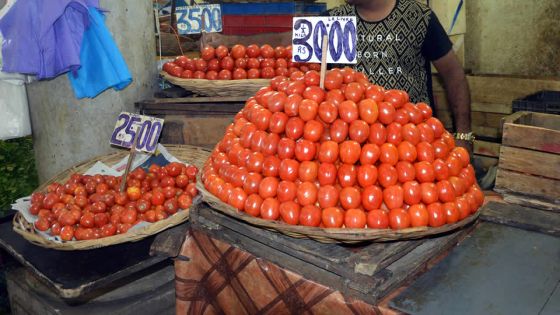 Mercuriales : la pomme d’amour à Rs 30 le demi-kilo