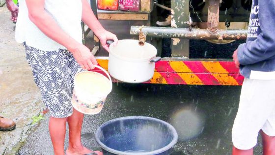 Le quotidien sans eau : un cauchemar vécu par de nombreux Mauriciens