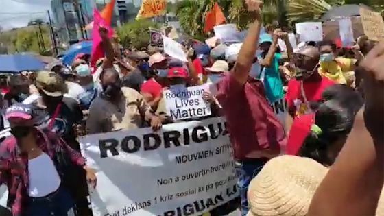 Rodrigues : manif pour la réintroduction de la quarantaine obligatoire  
