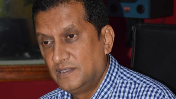 Le député Sangeet Fowdar critique des ministres