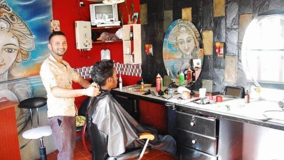 Jimmy Bachoo : un coiffeur à domicile au service des personnes vulnérables