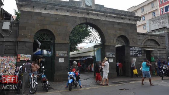 Manifestation des membres du Front Commun des Commerçants de l’île Maurice à Port-Louis