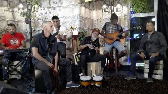 Jammin : Désiré François interprète ses meilleurs morceaux en live
