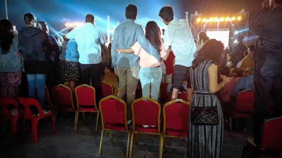 Concert au stade de Côte-d’Or : Arijit Singh enflamme ses fans, l’organisation en refroidit d’autres