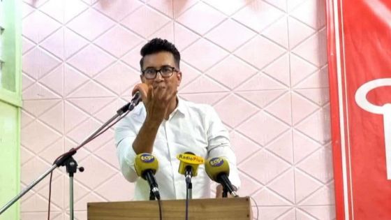 Réunion de mobilisation du PTr : Shakeel Mohamed met l’accent sur la « loyauté »       