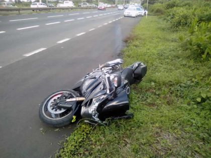 Accident à Midlands : le motocycliste succombe à ses blessures