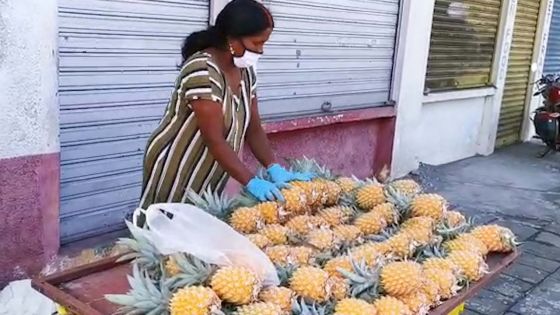 Mare d’Albert : l’appel de détresse de Kumari, vendeuse d'ananas, au gouvernement 
