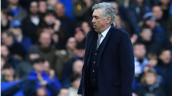 Angleterre: Ancelotti écope d'une amende mais échappe à la suspension