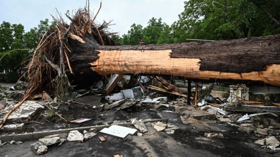 Près de 80 morts dans les inondations au Texas, l'espoir de retouver des survivants s'amenuise