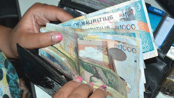 [Infographie] Salaires : combien touchent les Mauriciens chaque mois