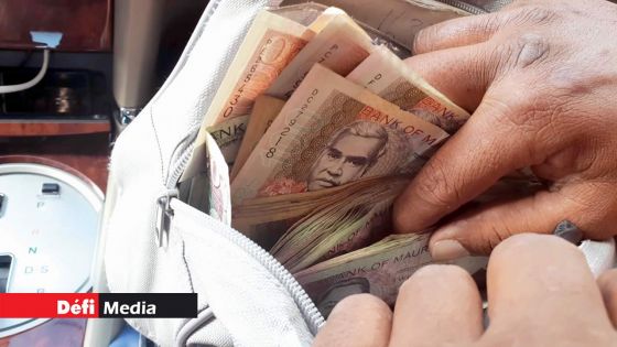 BREAKING NEWS : le salaire minimum passe à Rs 15 000, le revenu minimum garanti à Rs 17 000