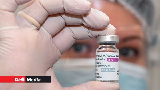 Livraisons de vaccins : la Commission européenne envisage une action en justice contre AstraZeneca