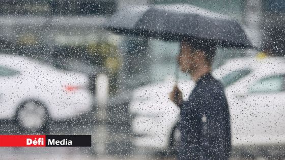 Météo : l'avis de fortes pluies prolongé jusqu'à 04h30 dimanche matin
