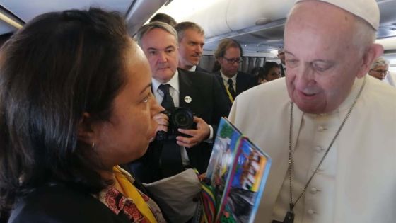 Martine Lajoie de La Vie Catholique et correspondante du Défi Media Group raconte sa rencontre avec le pape François 