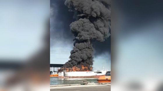 Incendie dans un bateau taiwanais au port : les soldats du feu toujours mobilisés