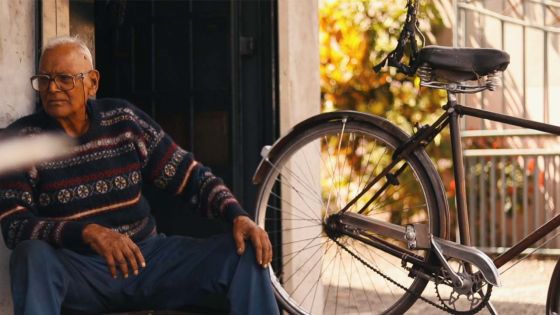 St-Paul, Phoenix : à 92 ans, il répare toujours des bicyclettes dans son atelier